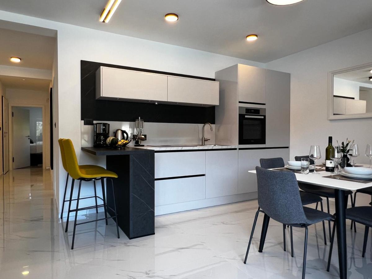 White Pearl Apartments - New Гребастика Экстерьер фото