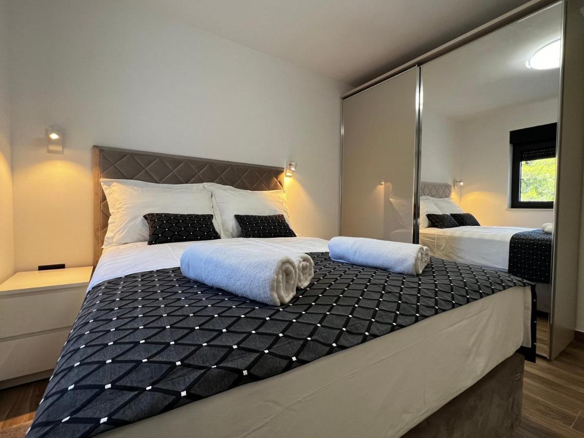 White Pearl Apartments - New Гребастика Экстерьер фото