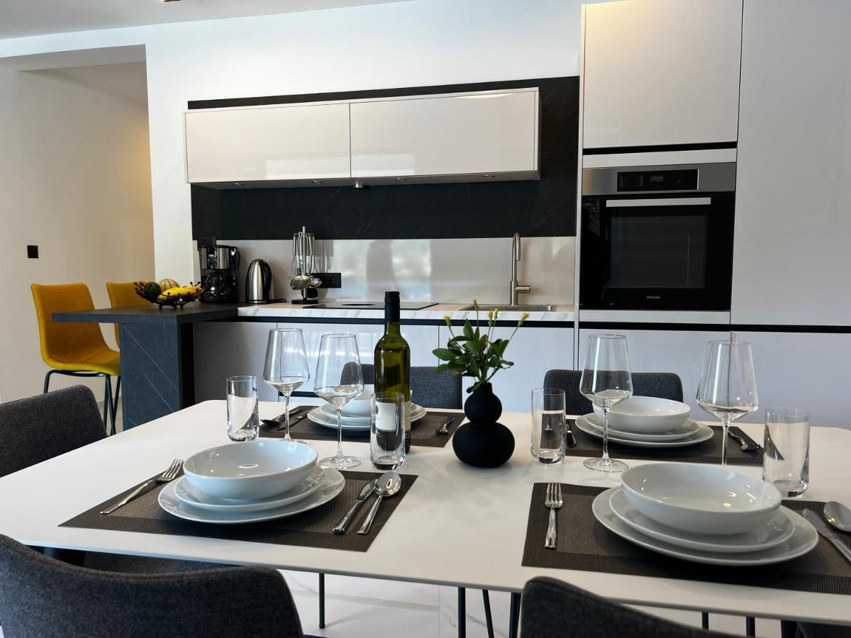White Pearl Apartments - New Гребастика Экстерьер фото