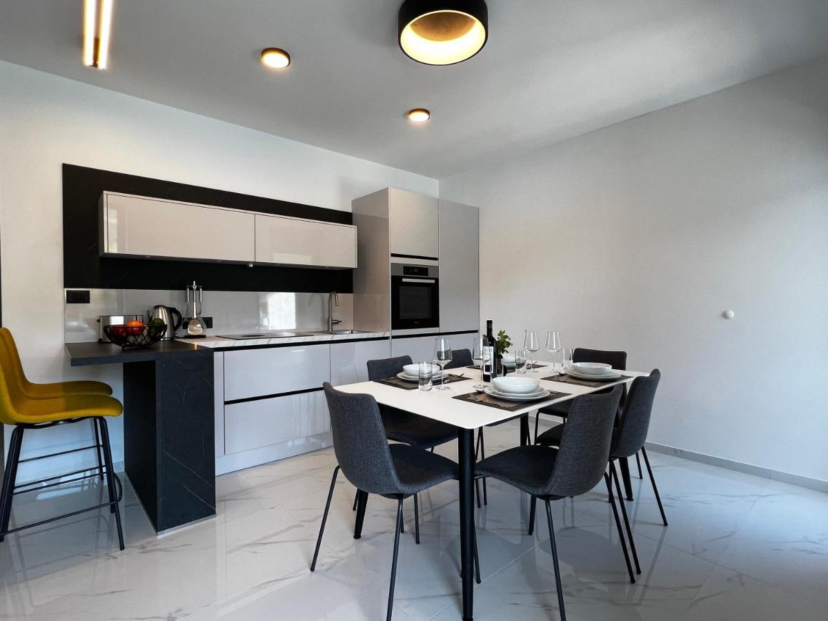 White Pearl Apartments - New Гребастика Экстерьер фото