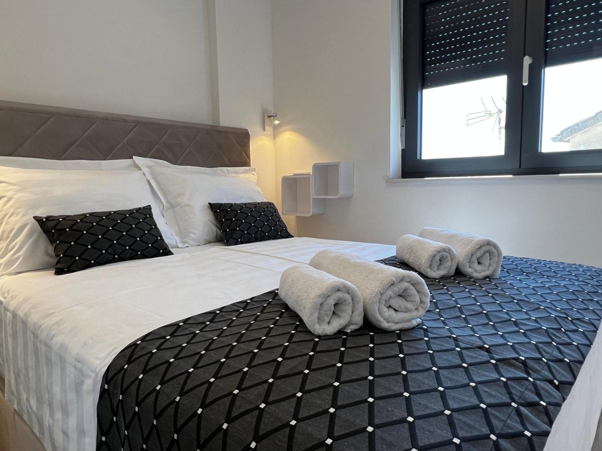 White Pearl Apartments - New Гребастика Экстерьер фото