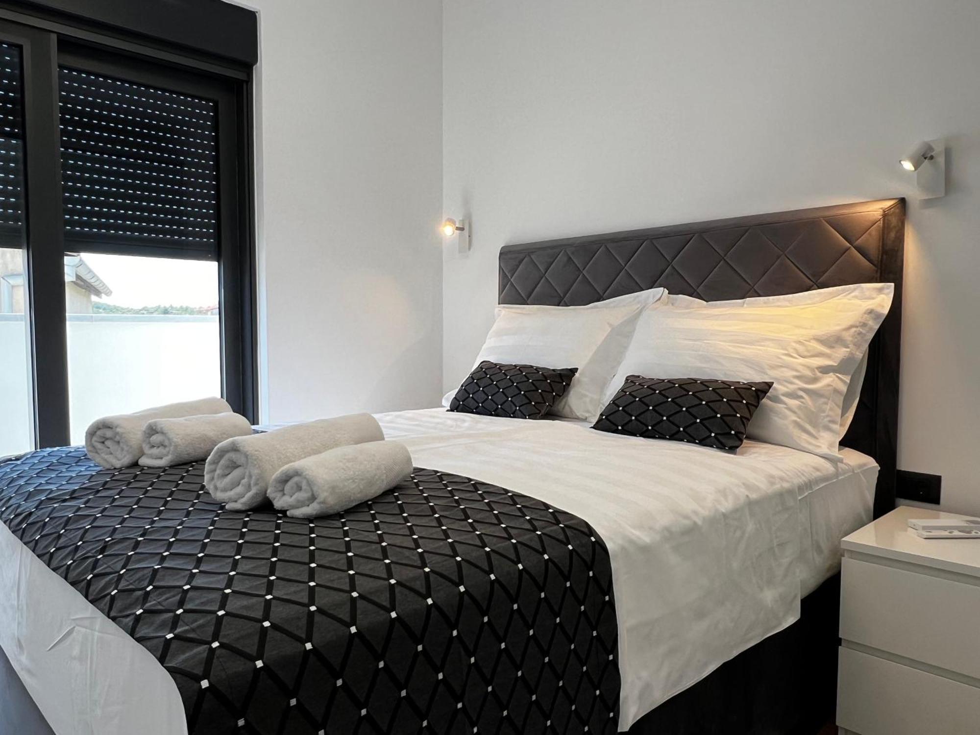White Pearl Apartments - New Гребастика Экстерьер фото