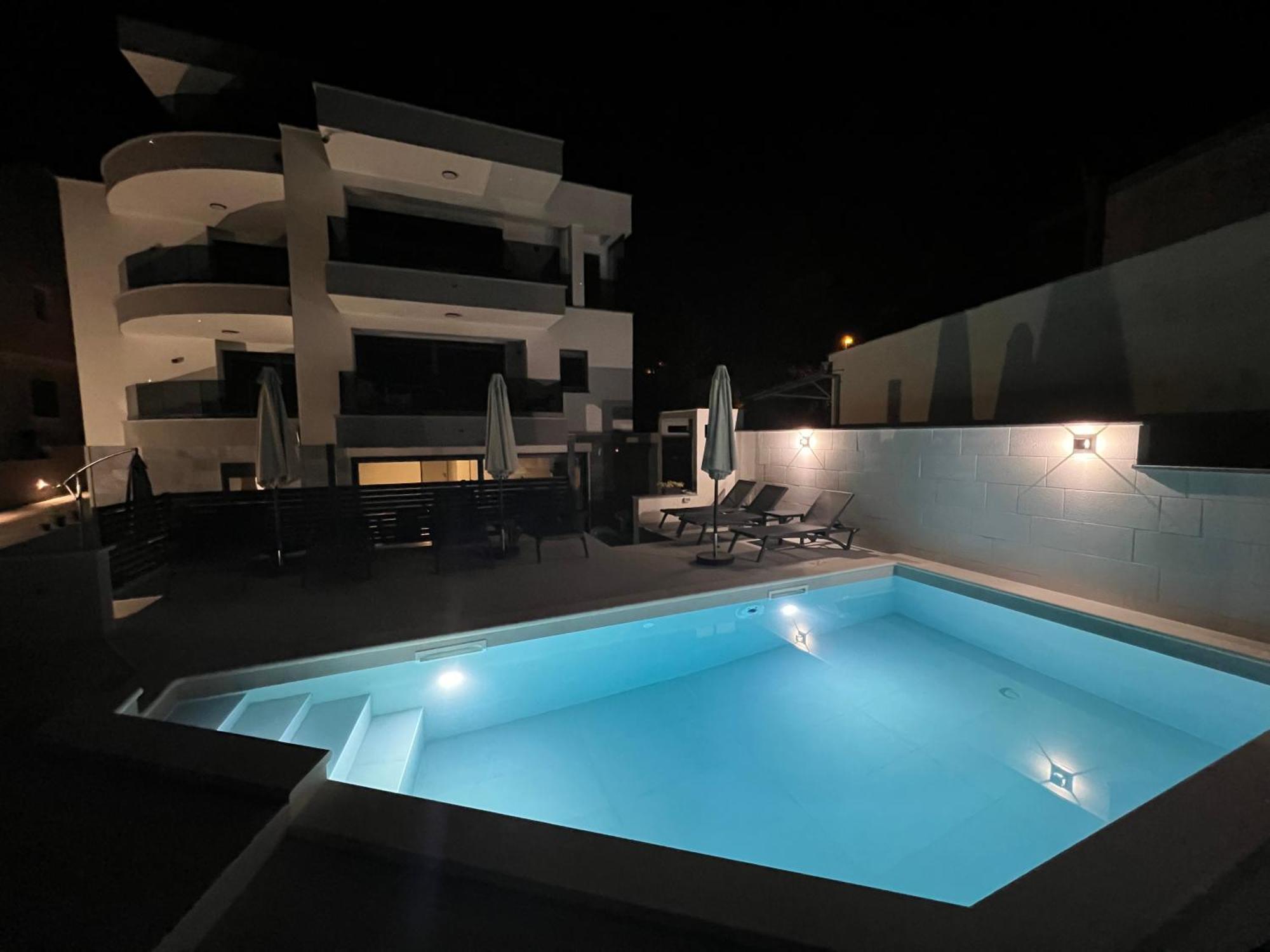White Pearl Apartments - New Гребастика Экстерьер фото